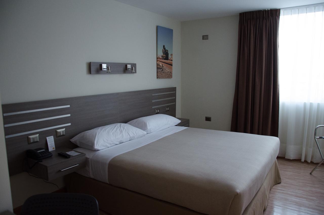 Alto Del Sol Plaza Mejillones Hotell Exteriör bild